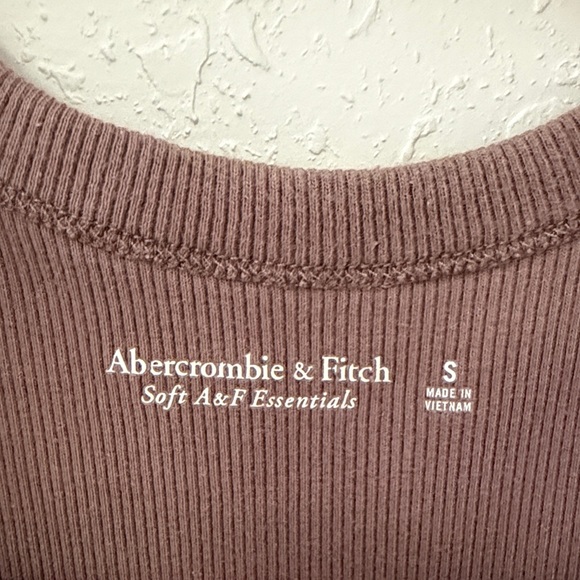 Abercrombie & Fitch Chocolate Tank Top - Picture 2 of 3